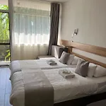 B&B Xendala Panzio 벌러토너커러처