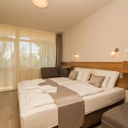 Xendala Panzio 3*
