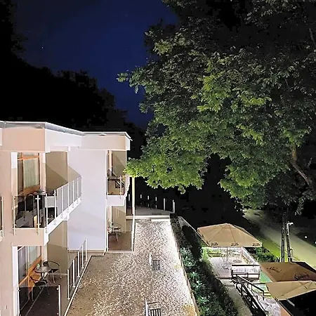 Bed & Breakfast Xendala Panzio 3*