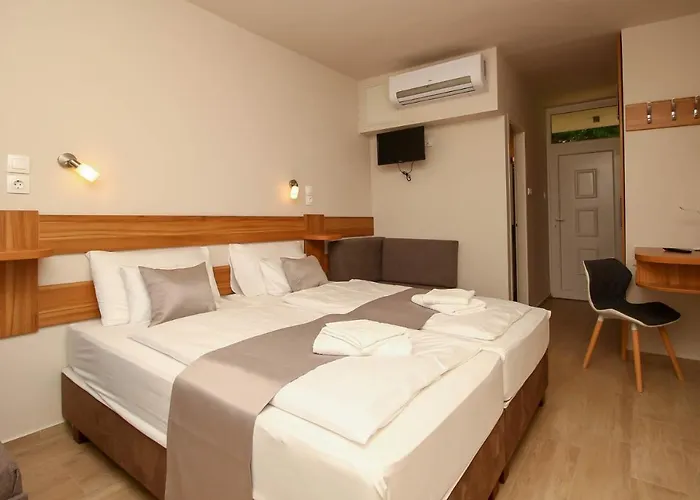 Xendala Panzio 3* Balatonakarattya